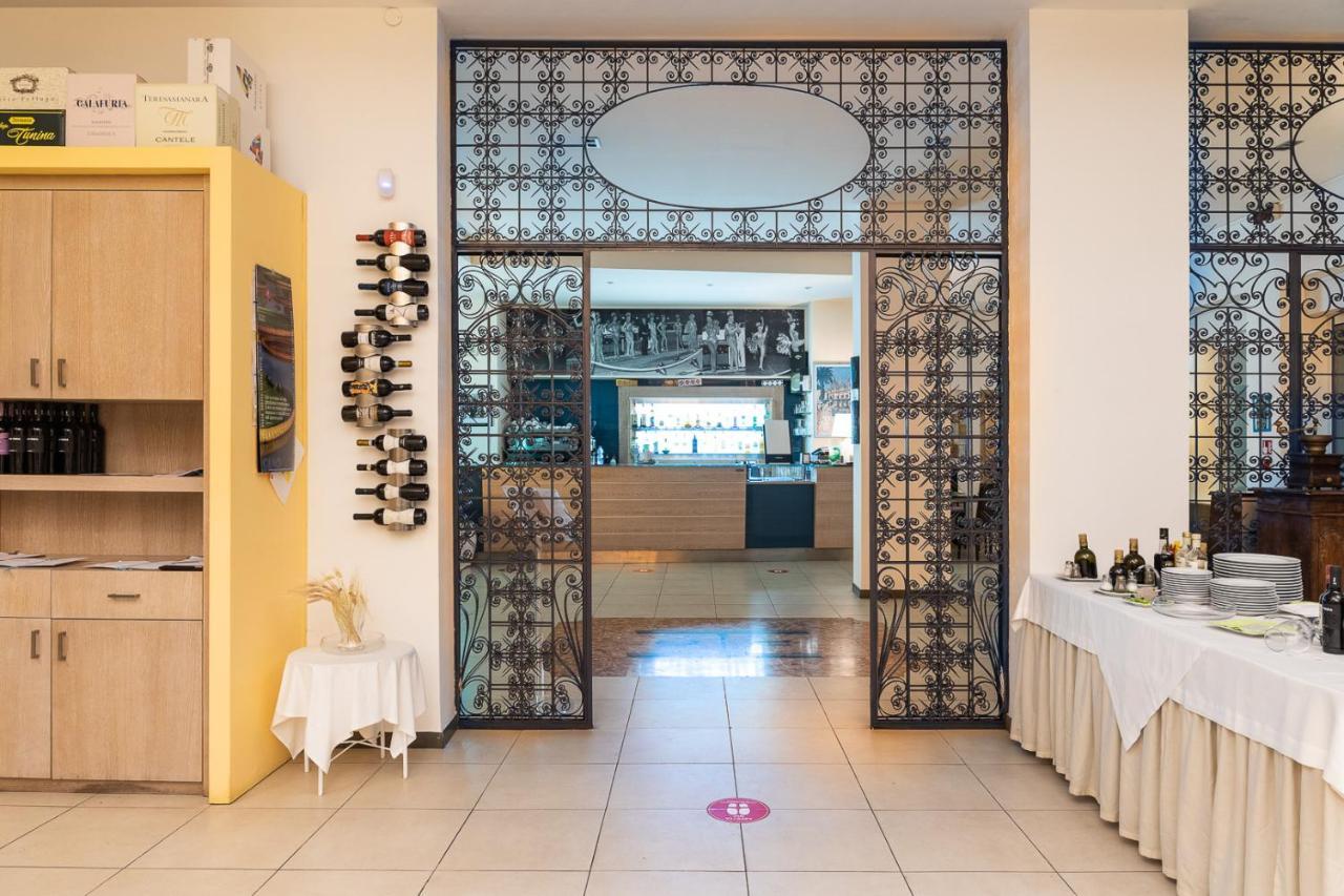 Club Azzurro Hotel & Resort بورتو سيساريو المظهر الخارجي الصورة