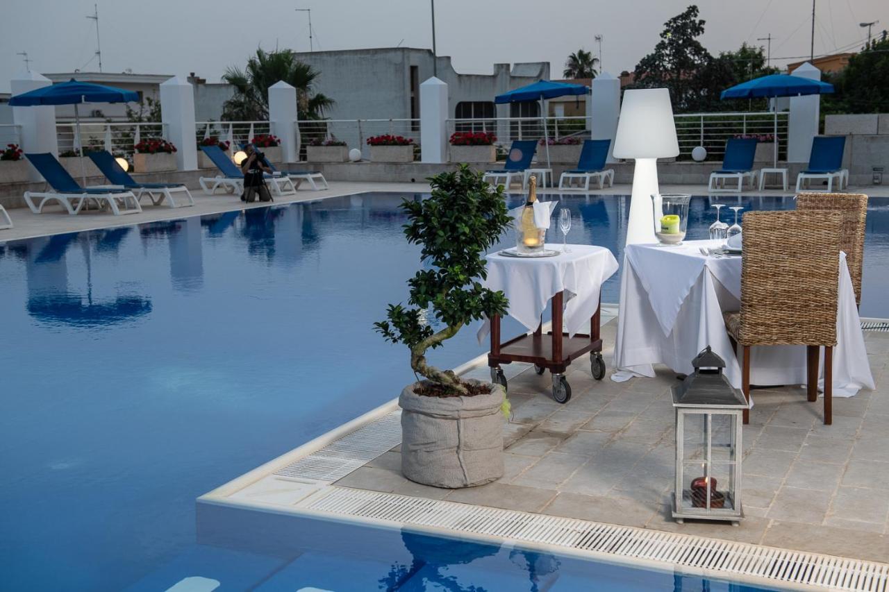 Club Azzurro Hotel & Resort بورتو سيساريو المظهر الخارجي الصورة
