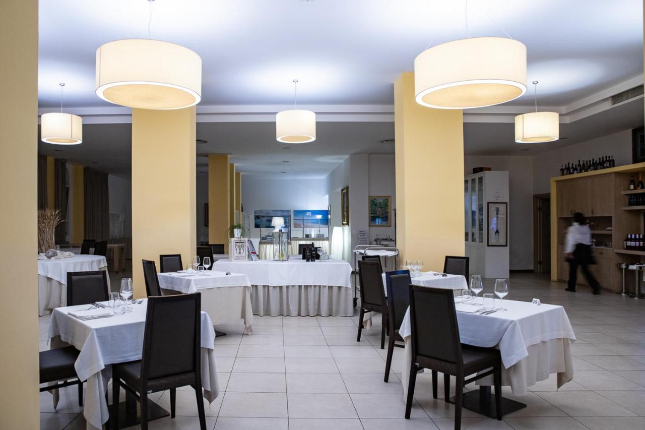 Club Azzurro Hotel & Resort بورتو سيساريو المظهر الخارجي الصورة